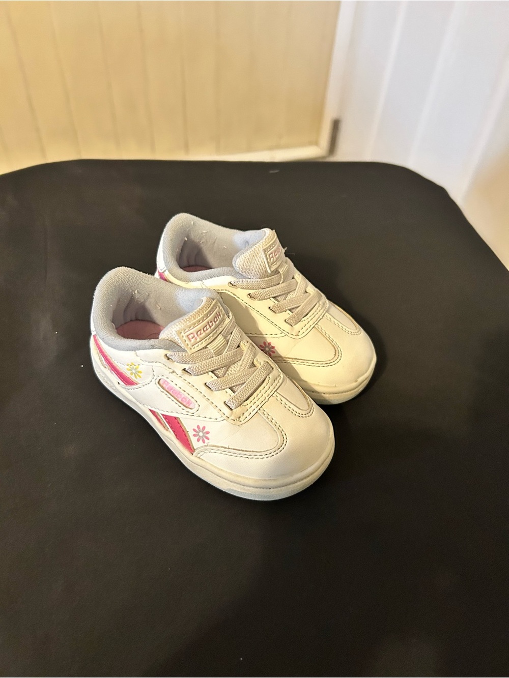 Reebok Smash Edge Toddler Floral White/Pink Sneakers/Size 6K